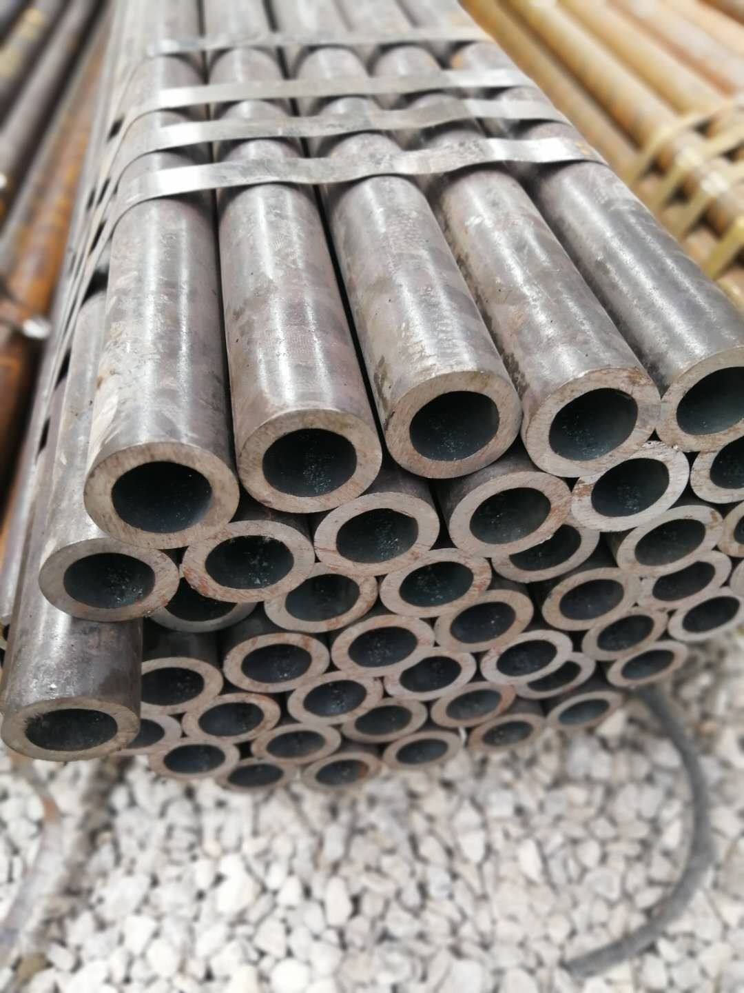 Q355B無(wú)縫鋼管